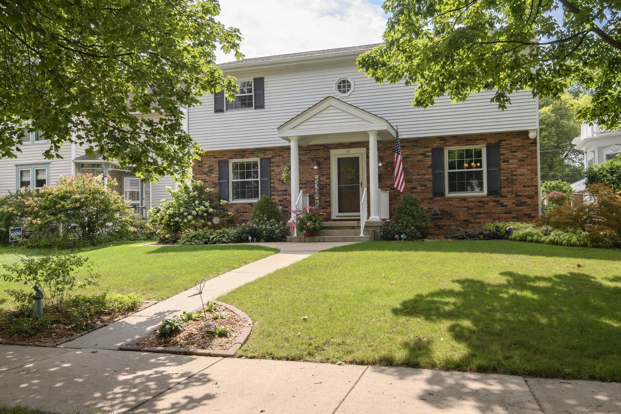 147 Laflin Ave - Photo 1