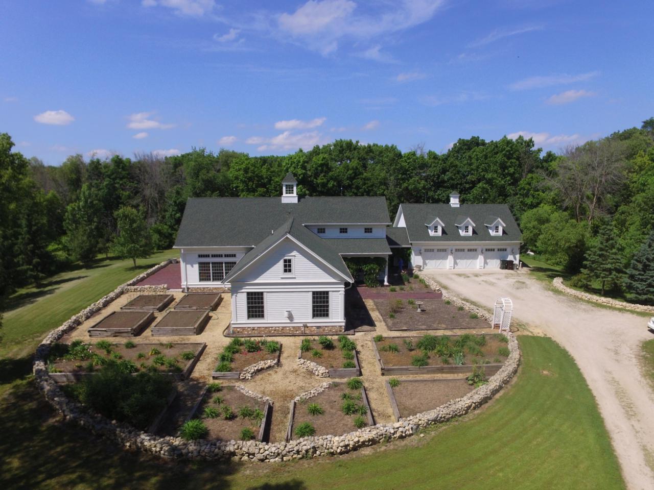 N5446 Cobblestone Rd - Photo 1
