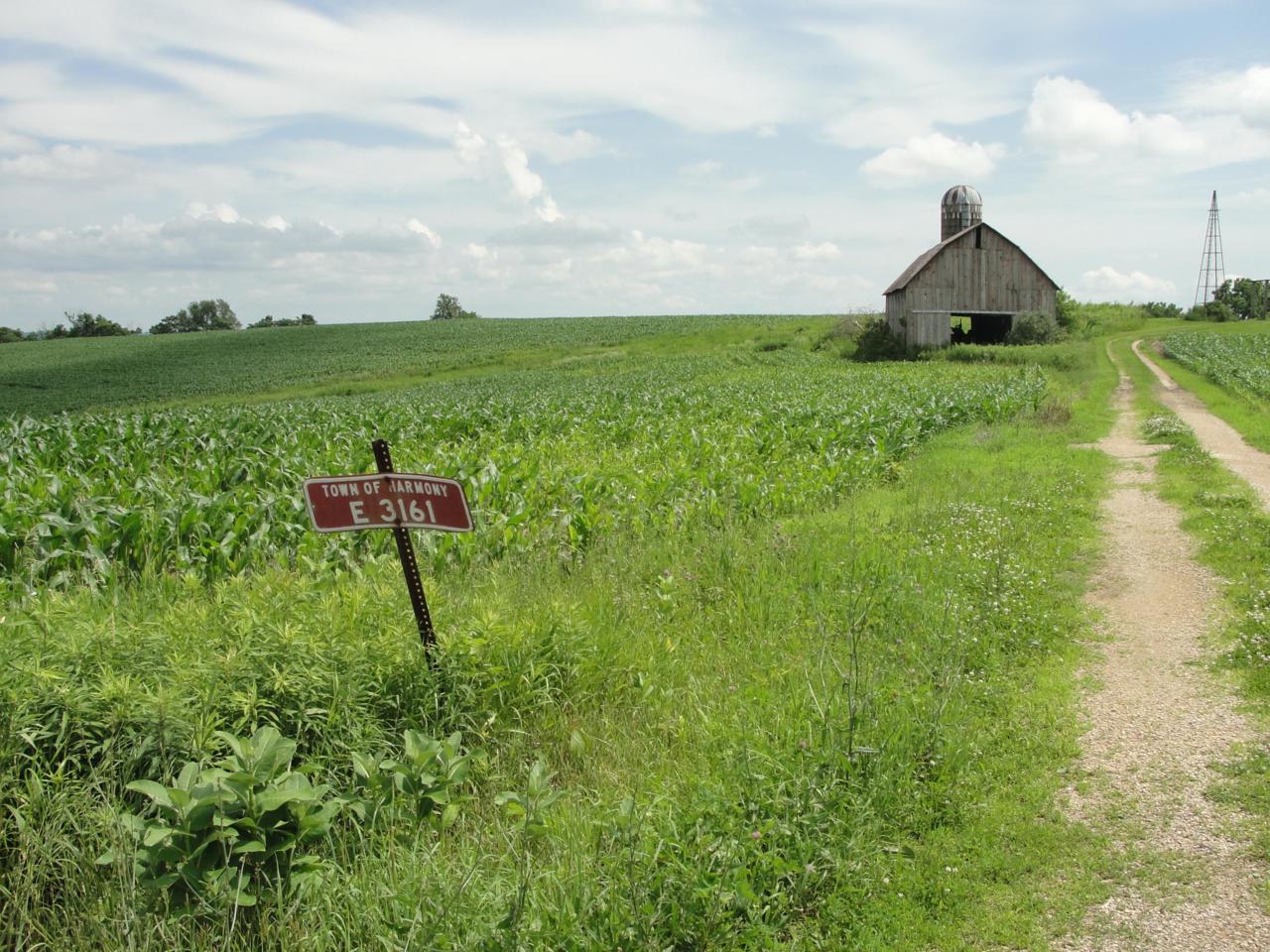 E3161 State Road 56 - Photo 1