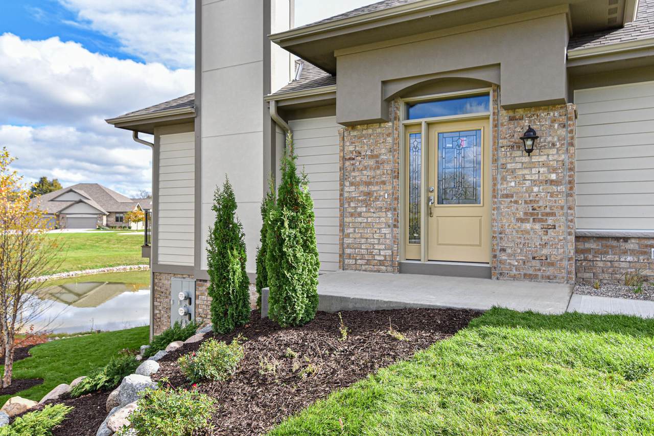 7547 Tuckaway Pines Cir - Photo 1