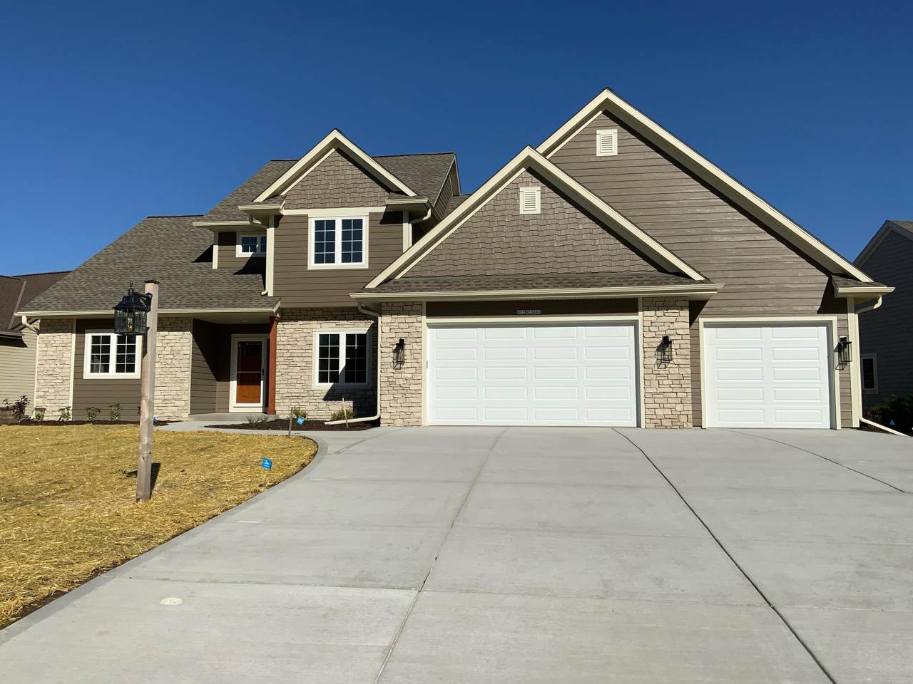 N77W23052 Coldwater Cir - Photo 1