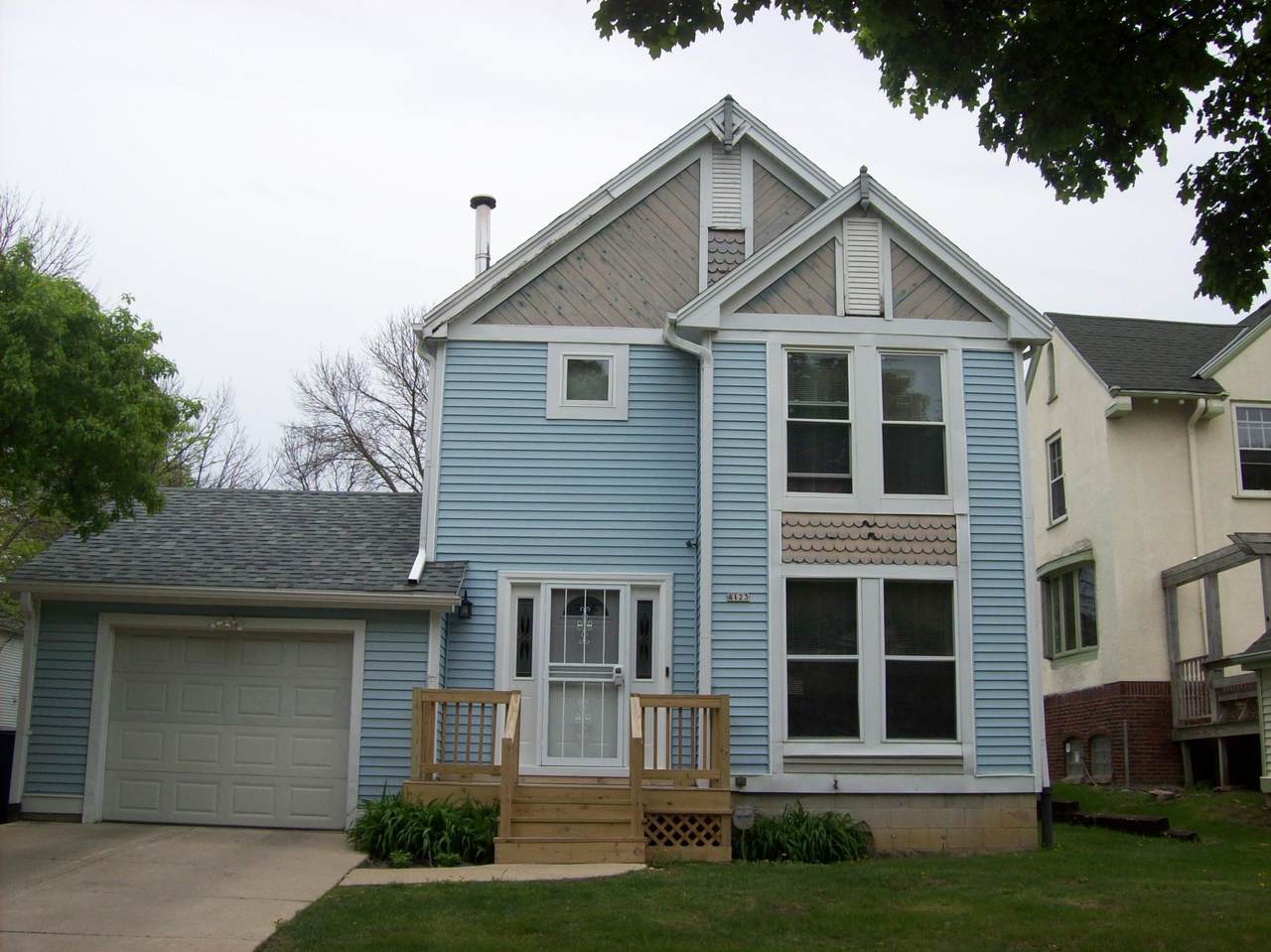 4123 Meinecke Ave - Photo 1