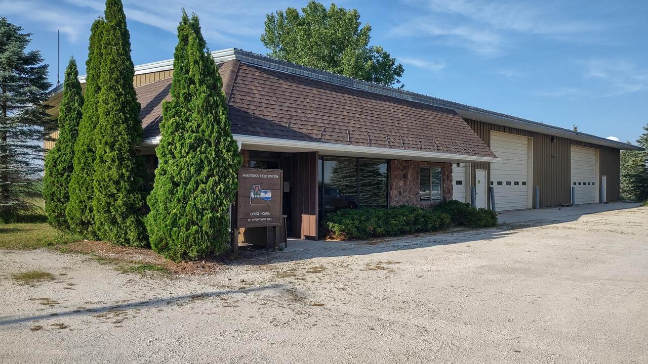 2220 County Highway V - Photo 1