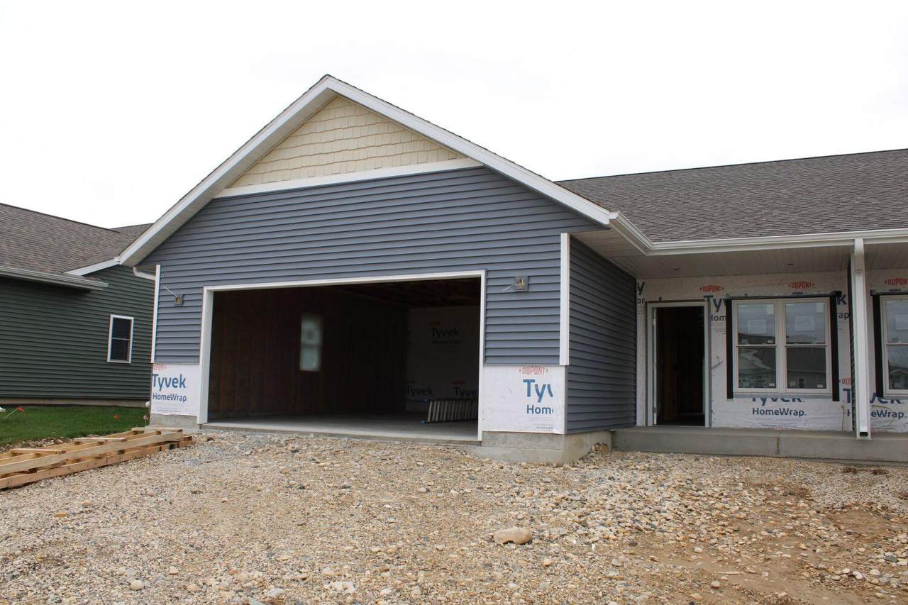 1795 Edgewood Rd - Photo 1