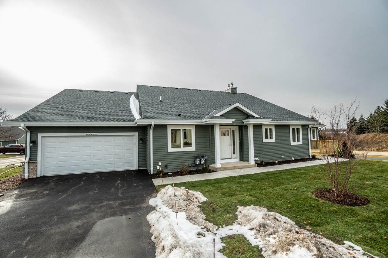 W206N16178 Stonebrook Dr - Photo 1