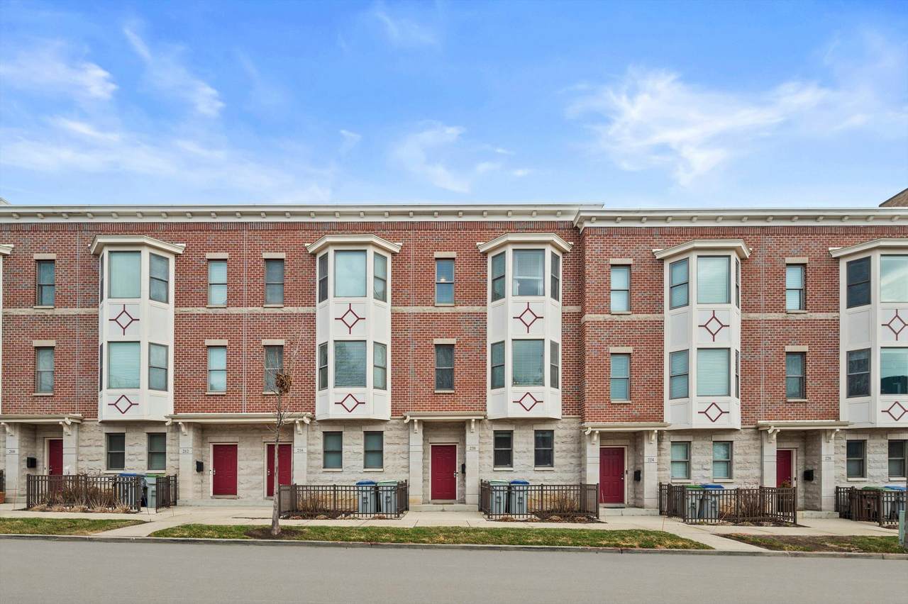 220 Reservoir Ave - Photo 1