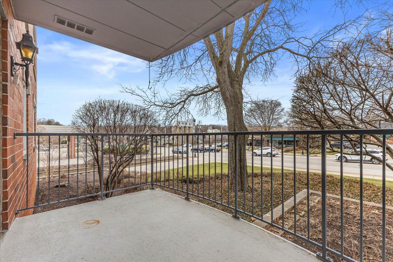 13335 Watertown Plank Rd - Photo 1