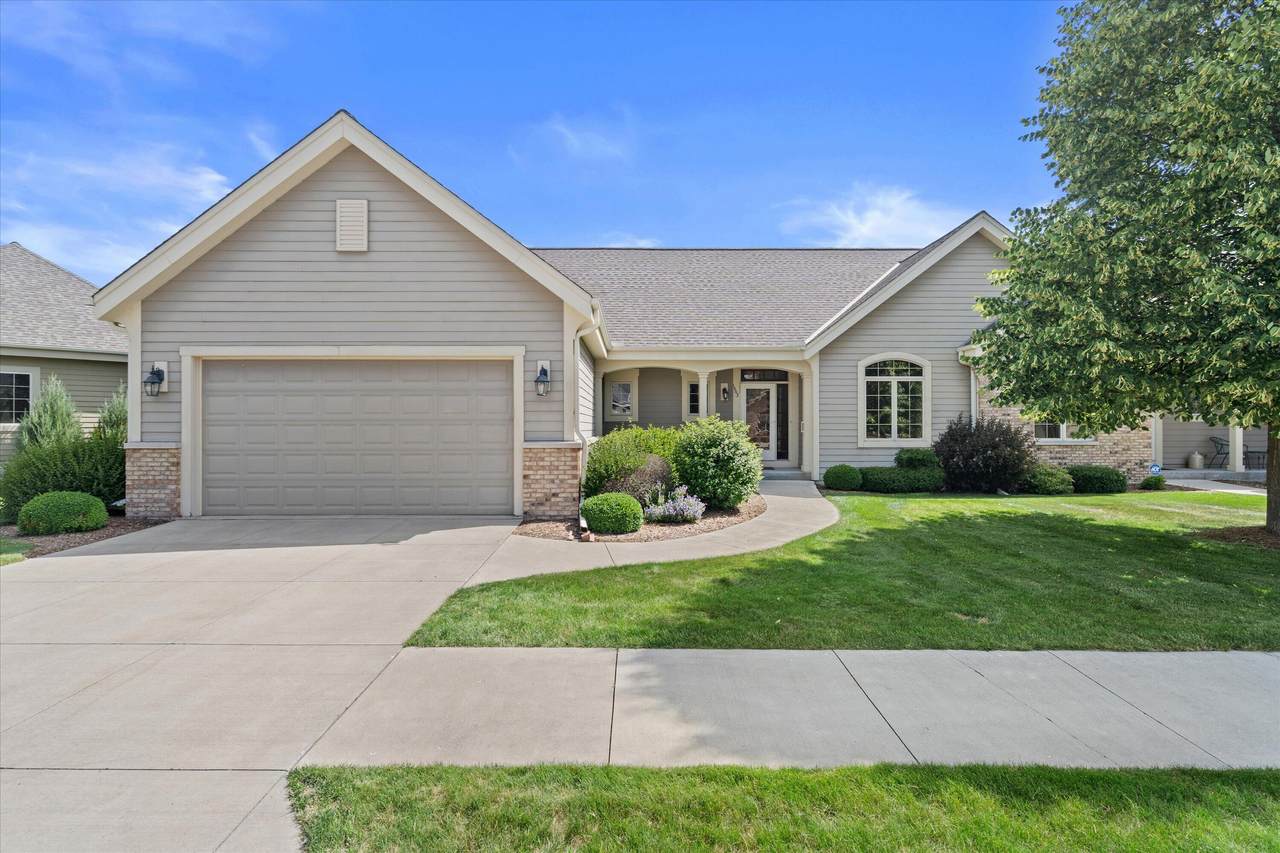 1443 Hidden Waters Cir - Photo 1
