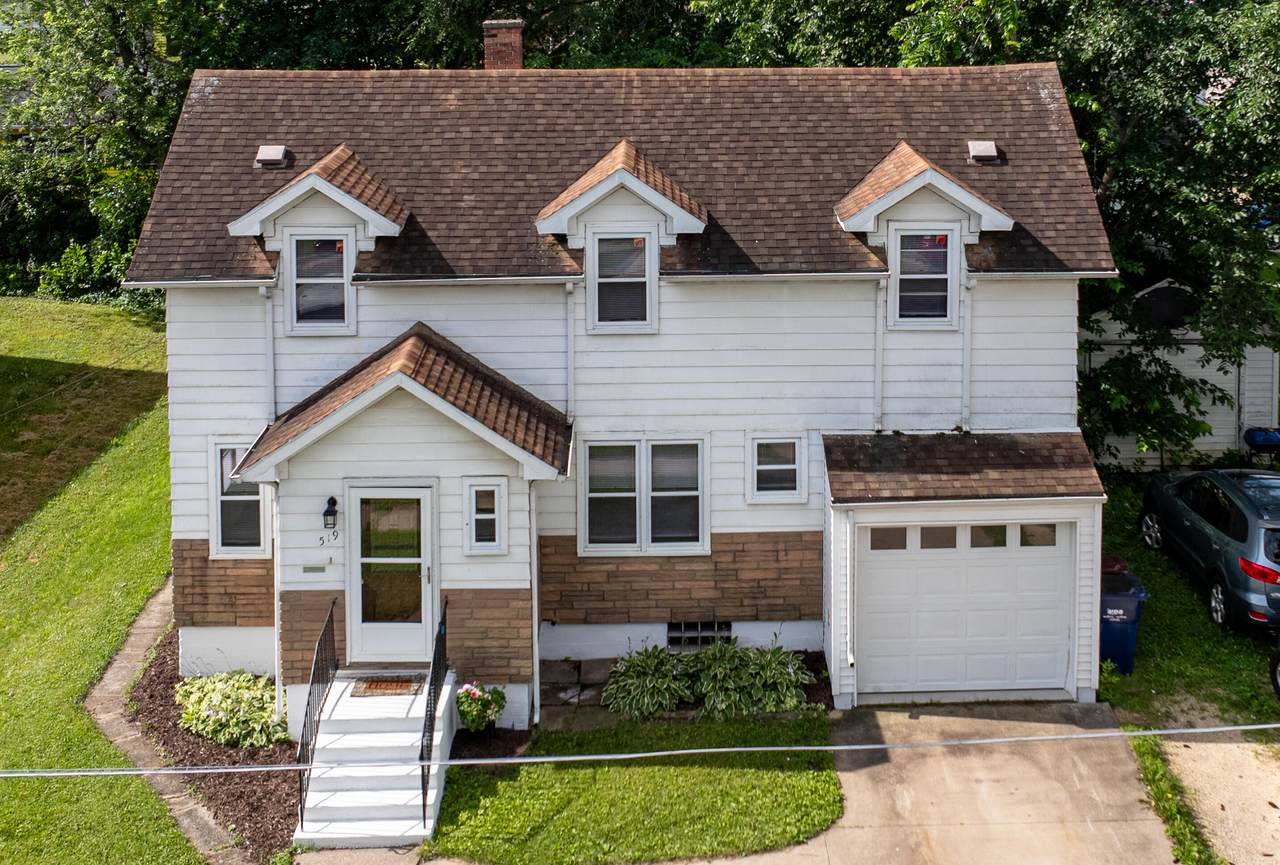 519 Oak St - Photo 1