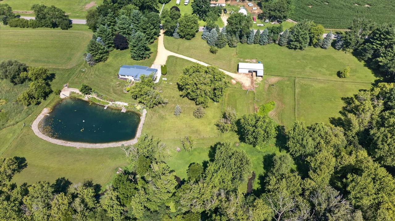 3817 Carvers Rock Rd - Photo 1