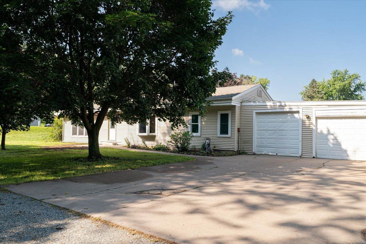 N3563 Edgewood Dr - Photo 1