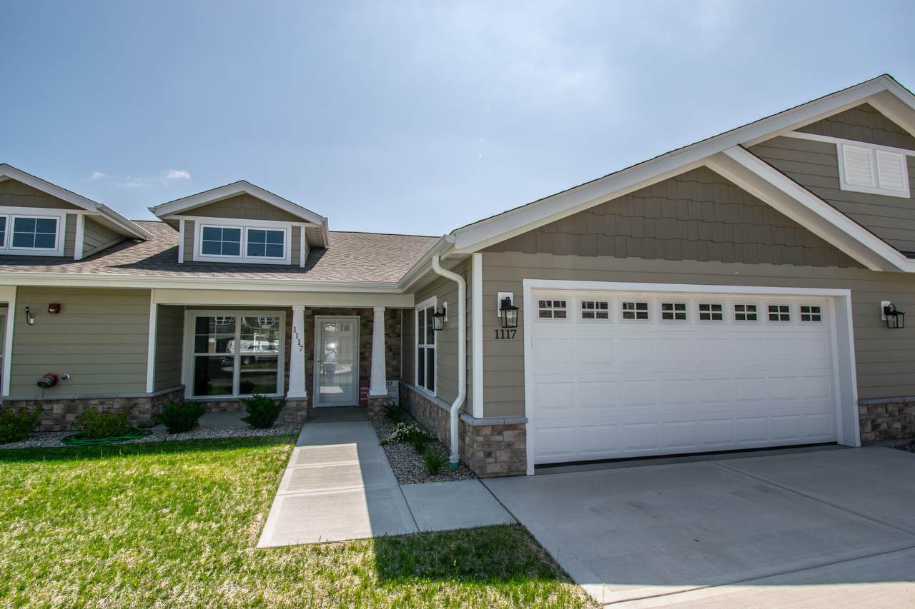 1117 Anchor Ave - Photo 1