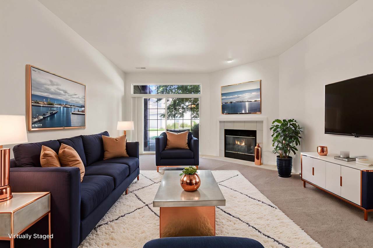 N15W26518 Tall Reeds Ln - Photo 1