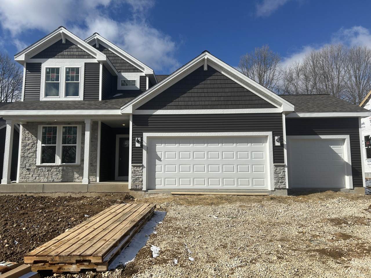1111 Mt. Vernon Dr - Photo 1