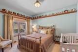 1055 Silverwood Pl - Photo 19
