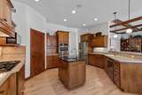 1055 Silverwood Pl - Photo 9