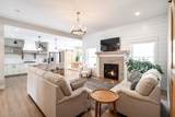 4052 Stone Ridge Dr - Photo 2