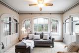 3019 Summit Ave - Photo 16