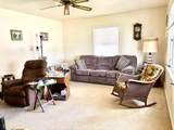 1429 19th St - Photo 2