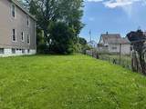 3121 St Paul Ave - Photo 4
