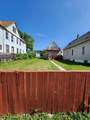 1300 Greenfield Ave - Photo 4