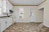 869 Division St - Photo 9