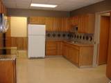555 Braund St - Photo 3