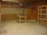555 Braund St - Photo 3