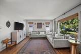 8074 Seneca Rd - Photo 9