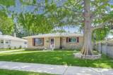917 Berkeley Dr - Photo 3