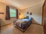 1715 Stardust Dr - Photo 18
