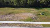 N51W19033 Quietwood Dr - Photo 8