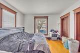 2105 Clarence Ave - Photo 14