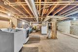 2105 Clarence Ave - Photo 17