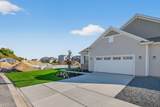 843 Stirling Dr - Photo 2
