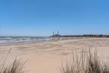 421 Beachfront Ln - Photo 27