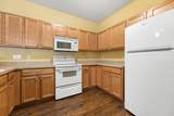 2426 Fox River Pkwy - Photo 8