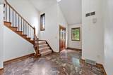 920 Oakwood Ln - Photo 2
