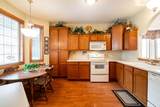 984 Algoma Dr - Photo 6