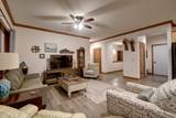 430 Emerald Ct - Photo 5