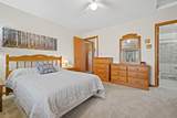 9322 Loomis Rd - Photo 17
