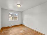 1101 Nagle Ave - Photo 18