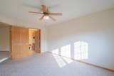 245 Oconomowoc Pkwy - Photo 18