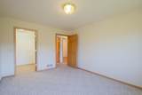 245 Oconomowoc Pkwy - Photo 24