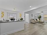 7018 Hampton Ave - Photo 12