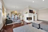 W233N3088 Oakmont Ct - Photo 5
