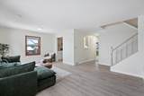 530 Manchester Ln - Photo 5