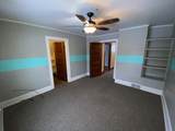 441 Hawthorn St - Photo 11