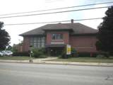 10127 Northwestern Ave - Photo 1