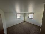 2831 Carpenter Ave - Photo 6